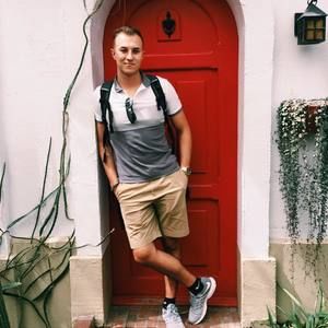 Meet your Posher, Nick